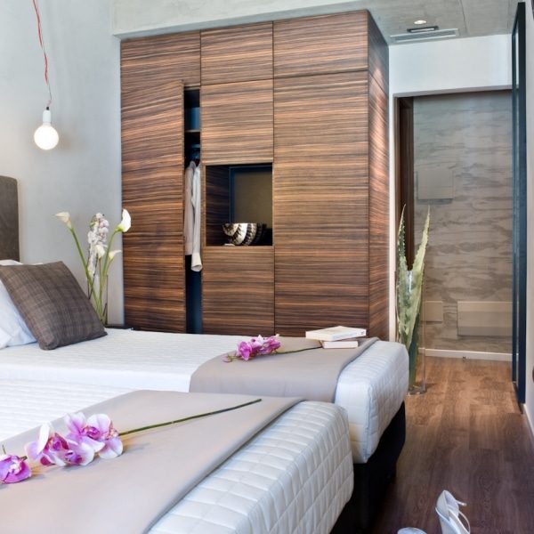 01 Hotel